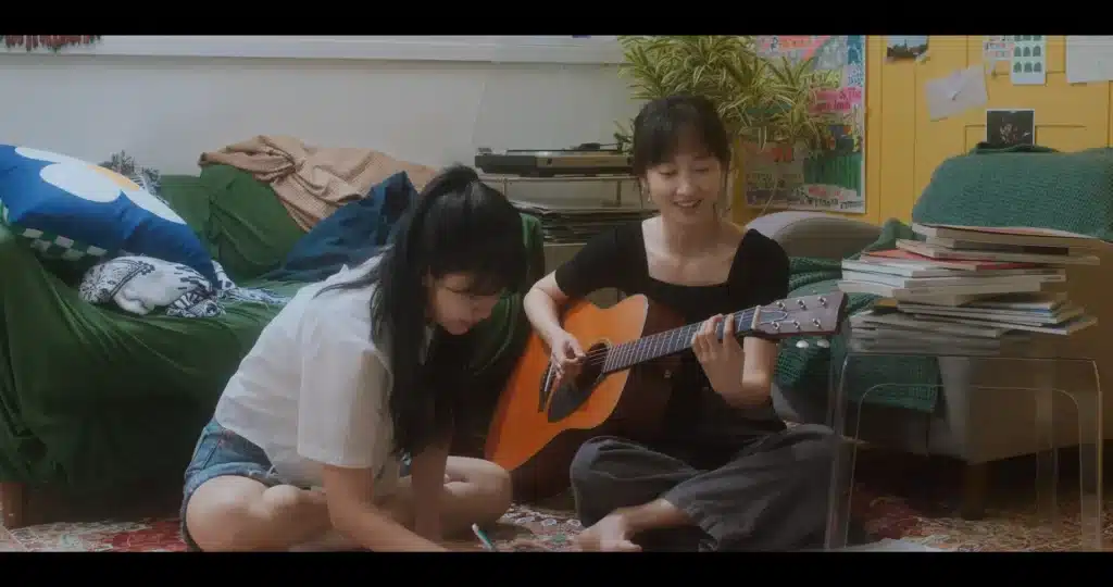 30+ Best Korean Lesbian Films to Watch This Weekend 7 When the Summer Light Pours (2022)Best Korean Lesbian Films scene