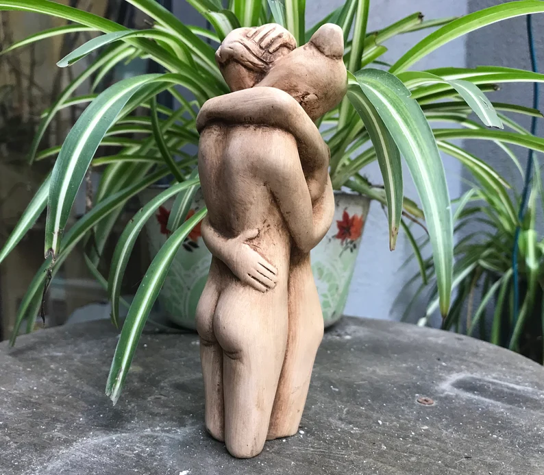 Lesbian Couple Love Statue -Best Lesbian Wedding Gifts