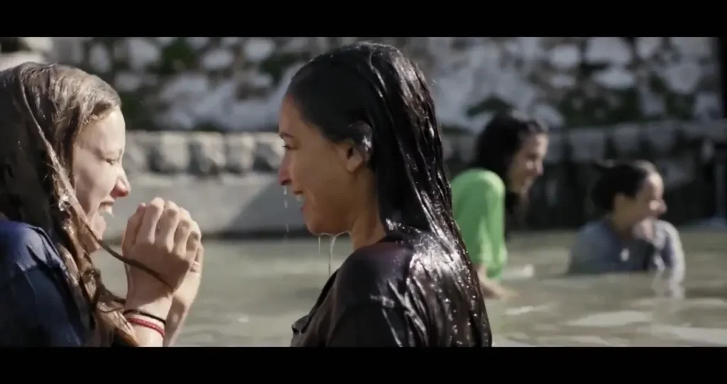 Red Cow 2018 Israeli religious lesbian coming of age film scene