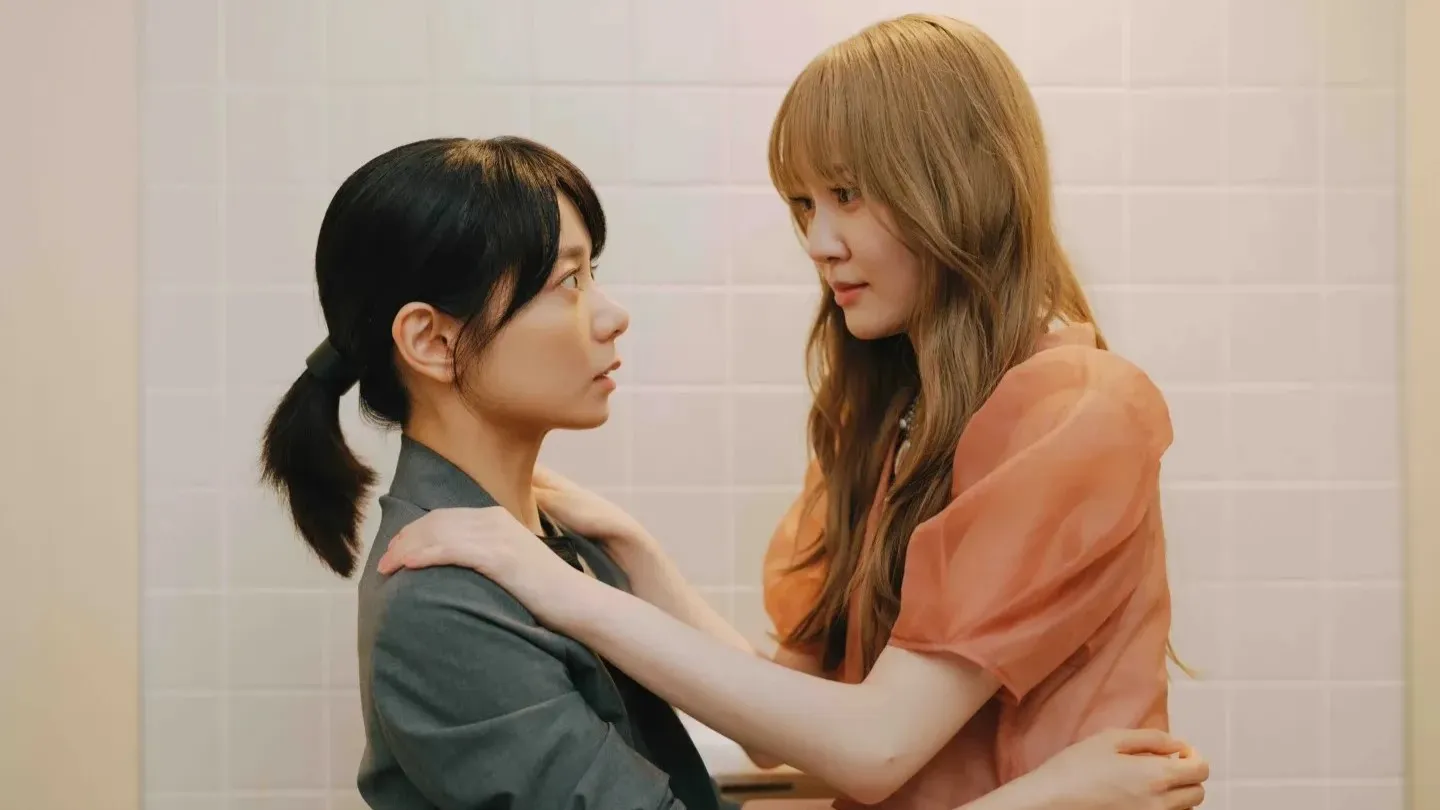 Ayaka Is in Love with Hiroko 2034 – Japanese GL Drama Review Cast
