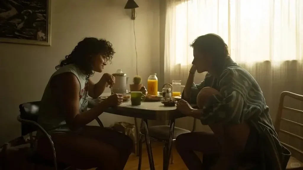 Love Lies Bleeding (2024) – Kristen Stewart Lesbian Crime Thriller Review 10