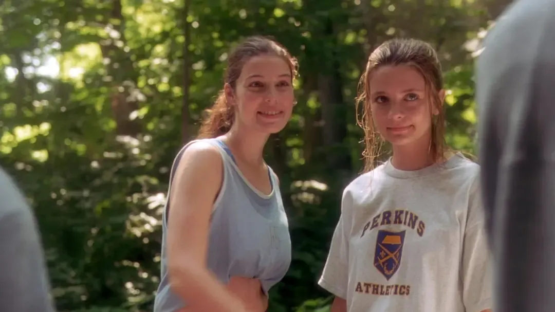 Lost and Delirious (2001) Review – A Devastating Lesbian Coming-of-Age Tragedy6